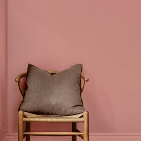 William Morris At Home Poached Rhubarb Gallery Emulsion Paint